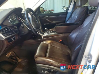 Zdjęcie 7 z 13 samochodu: 2016 BMW X5 XDRIVE35I VIN:5UXKR0C55G0S86247 - miniatura