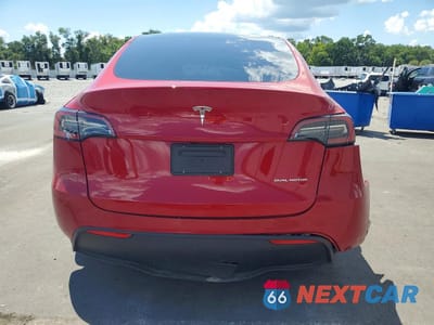 Zdjęcie 6 z 13 samochodu: 2023 TESLA MODEL Y VIN:7SAYGDEE2PF768457 - miniatura