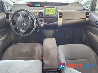 Zdjęcie 8 z 12 samochodu: 2004 TOYOTA PRIUS BASE VIN:JTDKB22U540061221 - miniatura