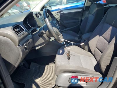 Zdjęcie 7 z 12 samochodu: 2014 VOLKSWAGEN GOLF VIN:WVWDB7AJ7EW010136 - miniatura