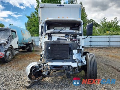 Piąte zdjęcie samochodu w środku: 2025 MACK MD VIN:1M2MDBAA5SS015931 - miniatura