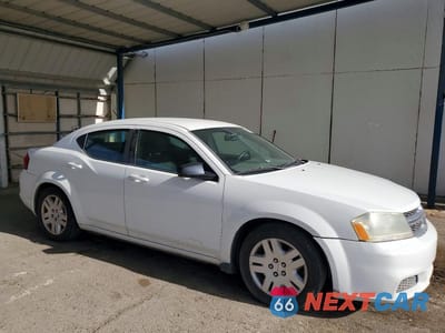 Czwarte zdjęcie samochodu z boku: 2014 DODGE AVENGER SE VIN:1C3CDZAB8EN229059 - miniatura