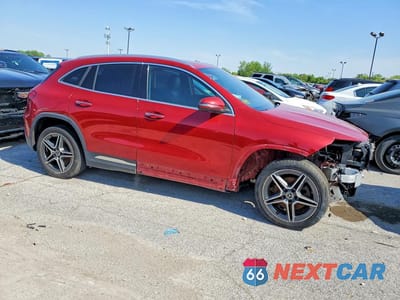 Czwarte zdjęcie samochodu z boku: 2021 MERCEDES-BENZ GLA 250 4MATIC VIN:W1N4N4HB6MJ179962 - miniatura