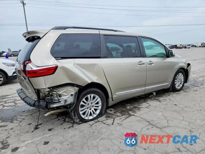 Trzecie zdjęcie samochodu z tyłu: 2017 TOYOTA SIENNA XLE PREMIUM 8-PASSENGER VIN:5TDYZ3DC0HS771114 - miniatura
