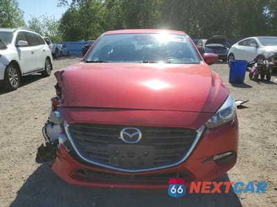 Piąte zdjęcie samochodu w środku: 2018 MAZDA 3 TOURING VIN:JM1BN1L70J1159914 - miniatura