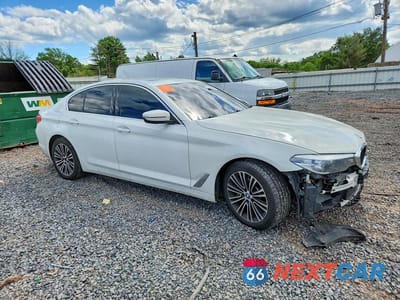 Czwarte zdjęcie samochodu z boku: 2020 BMW 530 XI VIN:WBAJR7C02LWW80593 - miniatura