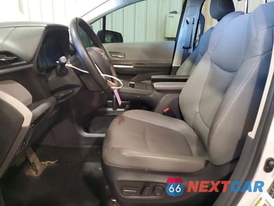 Zdjęcie 7 z 13 samochodu: 2024 TOYOTA SIENNA XLE 7-PASSENGER VIN:5TDYSKFC7RS121919 - miniatura