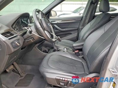 Zdjęcie 7 z 12 samochodu: 2018 BMW X1 SDRIVE28I VIN:WBXHU7C36J5H41088 - miniatura
