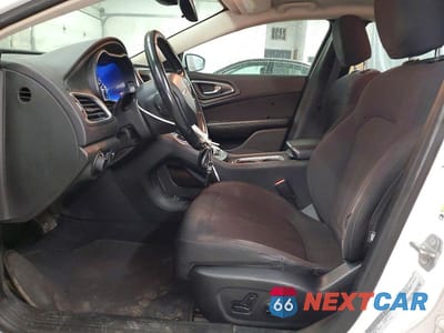 Zdjęcie 7 z 12 samochodu: 2015 CHRYSLER 200 LIMITED VIN:1C3CCCAB9FN657952 - miniatura