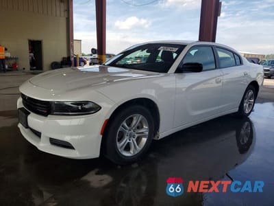 2023 DODGE CHARGER SXT 2C3CDXBG7PH571497 - główne zdjęcie licytacji z USA - miniatura