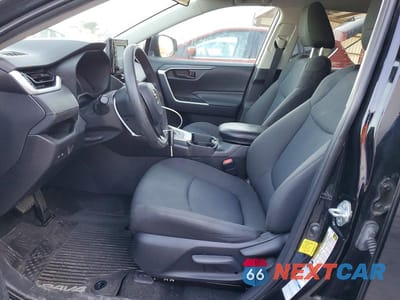 Zdjęcie 7 z 14 samochodu: 2021 TOYOTA RAV4 LE VIN:4T3L6RFVXMU010927 - miniatura