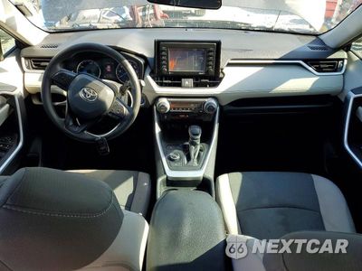 Zdjęcie 8 z 13 samochodu: 2020 TOYOTA RAV4 HYBRID XLE VIN:2T3RWRFV4LW071859 - miniatura