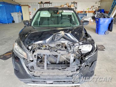 Piąte zdjęcie samochodu w środku: 2022 NISSAN KICKS S VIN:3N1CP5BV1NL522020 - miniatura