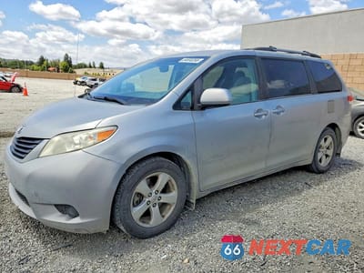 2012 TOYOTA SIENNA LE 5TDKK3DC6CS216204 - główne zdjęcie licytacji z USA - miniatura