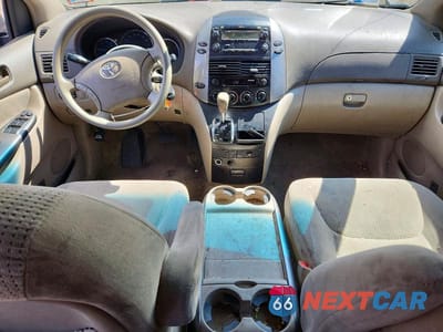 Zdjęcie 8 z 13 samochodu: 2008 TOYOTA SIENNA LE 8-PASSENGER VIN:5TDZK23C28S216153 - miniatura