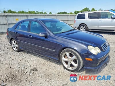 Czwarte zdjęcie samochodu z boku: 2006 MERCEDES-BENZ C 230 VIN:WDBRF52H96F784012 - miniatura