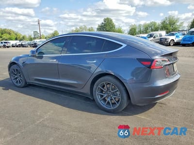 Drugie zdjęcie samochodu z przodu: 2019 TESLA MODEL 3 VIN:5YJ3E1EA5KF312129 - miniatura