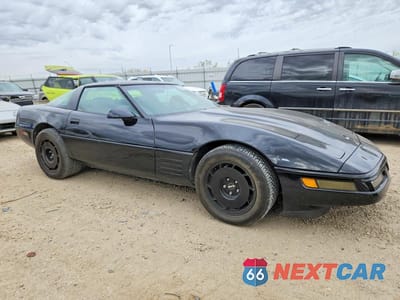 Czwarte zdjęcie samochodu z boku: 1991 CHEVROLET CORVETTE VIN:1G1YY2389M5101399 - miniatura
