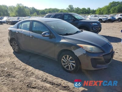 Czwarte zdjęcie samochodu z boku: 2012 MAZDA 3 I VIN:JM1BL1V88C1679678 - miniatura