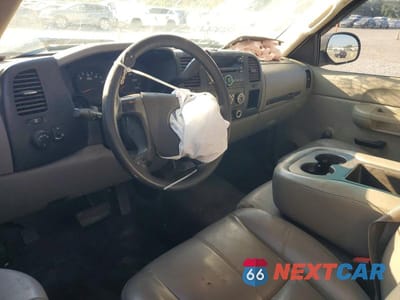 Zdjęcie 8 z 12 samochodu: 2008 CHEVROLET SILVERADO C1500 VIN:1GCEC14X18Z137420 - miniatura