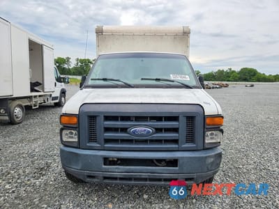 Piąte zdjęcie samochodu w środku: 2014 FORD E350 BOX TRUCK VIN:1FDWE3FLXEDA14501 - miniatura