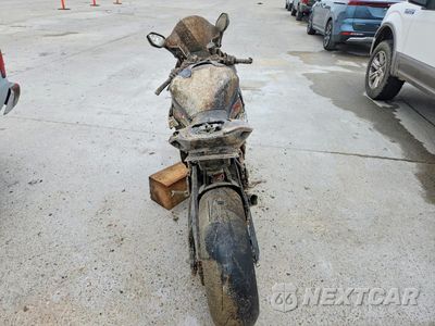 Czwarte zdjęcie samochodu z boku: 2022 BMW S 1000 RR VIN:WB10E2305N6F96526 - miniatura