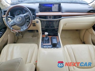 Zdjęcie 8 z 13 samochodu: 2018 LEXUS LX 570 VIN:JTJHY7AX2J4257846 - miniatura