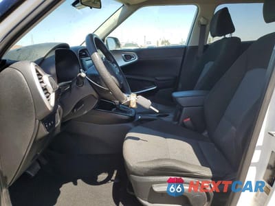 Zdjęcie 7 z 13 samochodu: 2023 KIA SOUL LX VIN:KNDJ23AU7P7877409 - miniatura