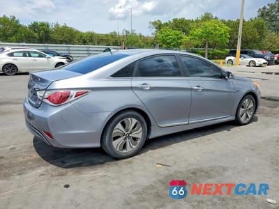 Trzecie zdjęcie samochodu z tyłu: 2014 HYUNDAI SONATA HYBRID VIN:KMHEC4A48EA112287 - miniatura