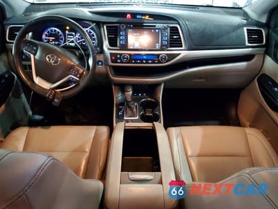 Zdjęcie 8 z 13 samochodu: 2019 TOYOTA HIGHLANDER XLE VIN:5TDJZRFHXKS600259 - miniatura
