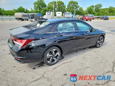 Trzecie zdjęcie samochodu z tyłu: 2023 HYUNDAI ELANTRA LIMITED VIN:KMHLN4AJ4PU061377 - miniatura