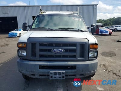 Piąte zdjęcie samochodu w środku: 2014 FORD ECONOLINE E150 VAN VIN:1FTNE1EW1EDB12249 - miniatura