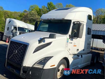 Drugie zdjęcie samochodu z przodu: 2019 VOLVO 720 TRUCKS VIN:4V4NC9EH7KN213926 - miniatura