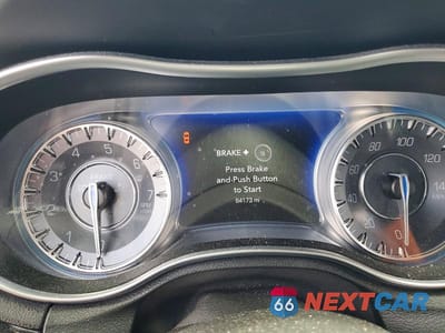 Zdjęcie 9 z 12 samochodu: 2021 CHRYSLER 300 VIN:2C3CCABG5MH634317 - miniatura