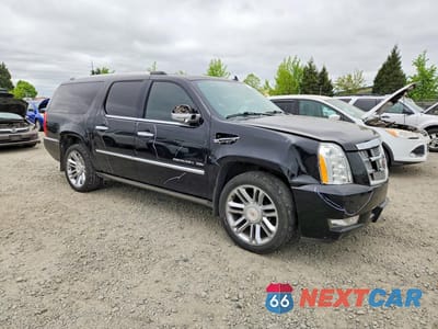 Czwarte zdjęcie samochodu z boku: 2014 CADILLAC ESCALADE ESV PLATINUM VIN:1GYS4KEF2ER134737 - miniatura