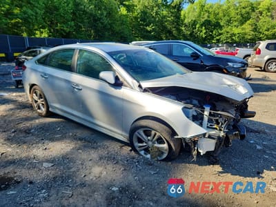 Czwarte zdjęcie samochodu z boku: 2018 HYUNDAI SONATA SEL VIN:5NPE34AF2JH618741 - miniatura