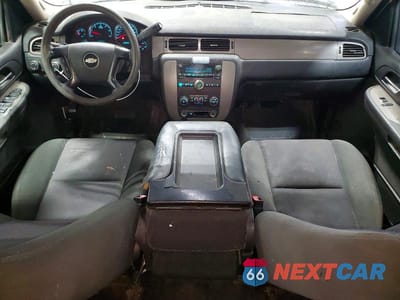 Zdjęcie 8 z 13 samochodu: 2009 CHEVROLET TAHOE K1500 LS VIN:1GNFK13019R214274 - miniatura