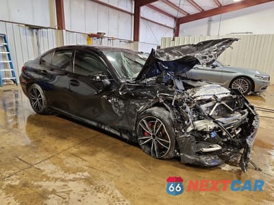 Czwarte zdjęcie samochodu z boku: 2022 BMW M340XI VIN:3MW5U9J00N8C48319 - miniatura