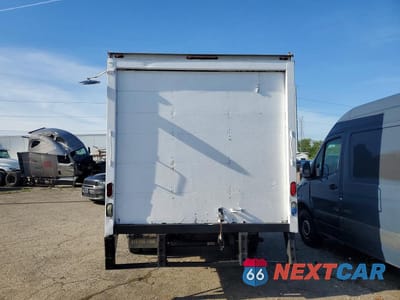 Zdjęcie 6 z 13 samochodu: 2007 FORD E450 BOX TRUCK VIN:1FDXE45P27DA56002 - miniatura