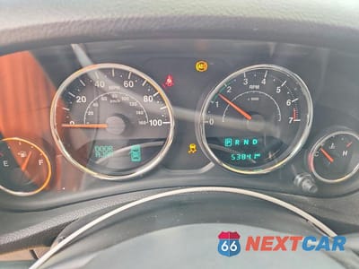 Zdjęcie 9 z 13 samochodu: 2015 JEEP WRANGLER SAHARA VIN:1C4AJWBG5FL725356 - miniatura