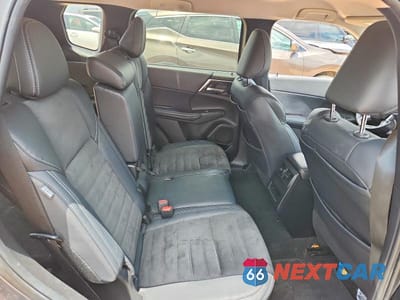 Zdjęcie 11 z 14 samochodu: 2023 MITSUBISHI OUTLANDER SE VIN:JA4J3UA85PZ057396 - miniatura