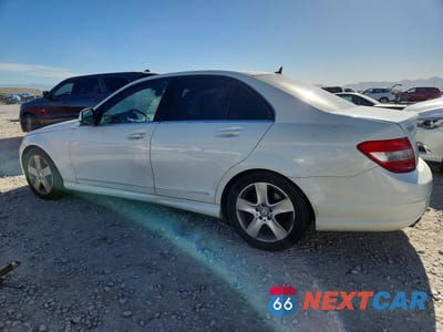 Drugie zdjęcie samochodu z przodu: 2008 MERCEDES-BENZ C 300 VIN:WDDGF54X88F081913 - miniatura