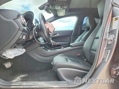 Zdjęcie 7 z 12 samochodu: 2018 MERCEDES-BENZ CLA 250 4MATIC VIN:WDDSJ4GB5JN650084 - miniatura