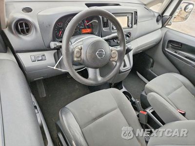 Zdjęcie 8 z 13 samochodu: 2014 NISSAN NV200 DELIVERY VAN VIN:3N6CM0KN9EK701451 - miniatura