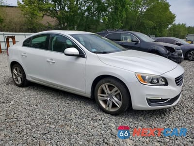 Czwarte zdjęcie samochodu z boku: 2014 VOLVO S60 T5 VIN:YV1612FH4E2288062 - miniatura