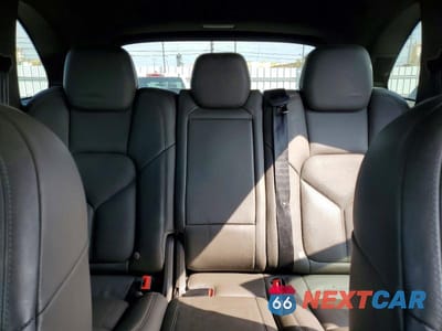 Zdjęcie 10 z 13 samochodu: 2017 PORSCHE CAYENNE S VIN:WP1AB2A20HLA50223 - miniatura