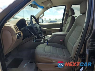 Zdjęcie 7 z 13 samochodu: 2005 FORD EXPLORER XLS VIN:1FMZU62K15UA34277 - miniatura