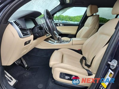 Zdjęcie 7 z 13 samochodu: 2022 BMW X5 M50I VIN:5UXJU4C03N9K49793 - miniatura