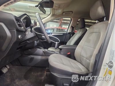 Zdjęcie 7 z 13 samochodu: 2020 FORD ESCAPE SE VIN:1FMCU9G64LUA64812 - miniatura