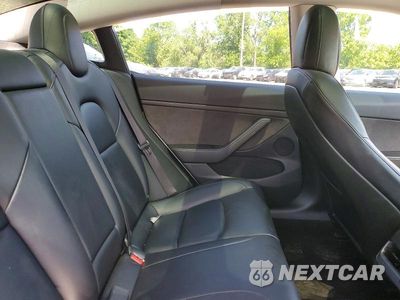 Zdjęcie 10 z 12 samochodu: 2022 TESLA 3 VIN:5YJ3E1EA0NF242186 - miniatura